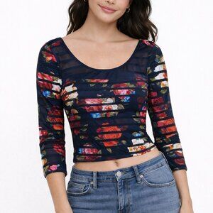 GUESS Womens 3/4 Sleeve Semi Sheer Black Floral Top Black Striped
